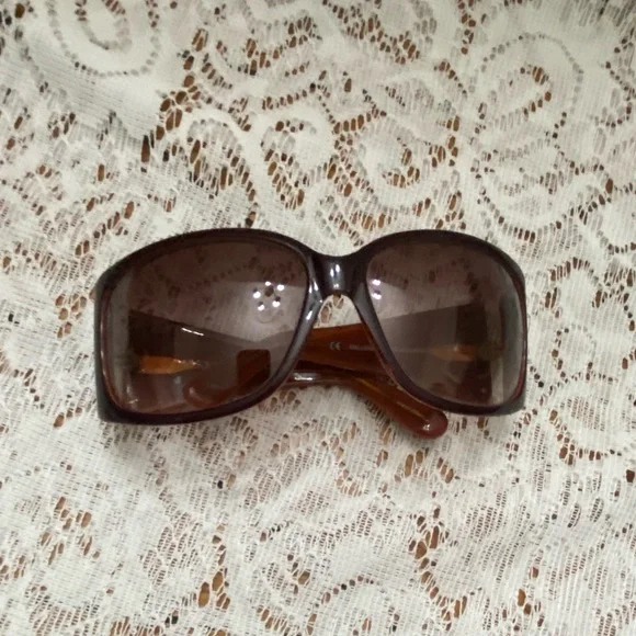 Vintage Marc Jacob display picture 3
